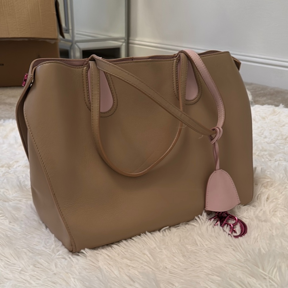Elegant Tan and Pink Women's Tote Bag